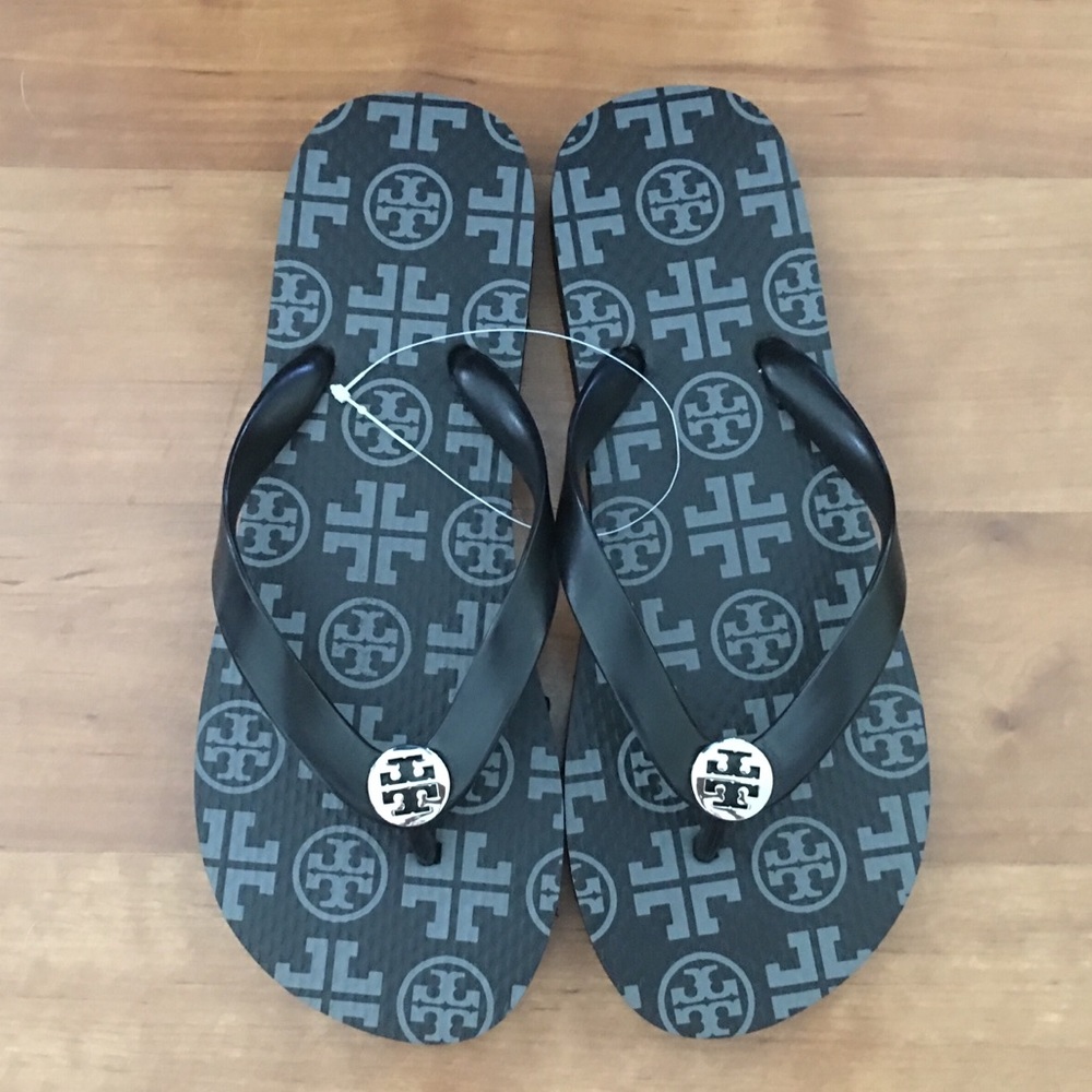 NEW Tory Burch - flip flops